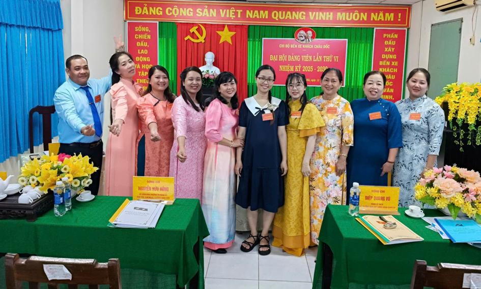 ĐẠI HỘI ĐẢNG VIÊN CHI BỘ BẾN XE KHÁCH CHÂU ĐỐC LẦN THỨ VI, NHIỆM KỲ 2025 - 2030